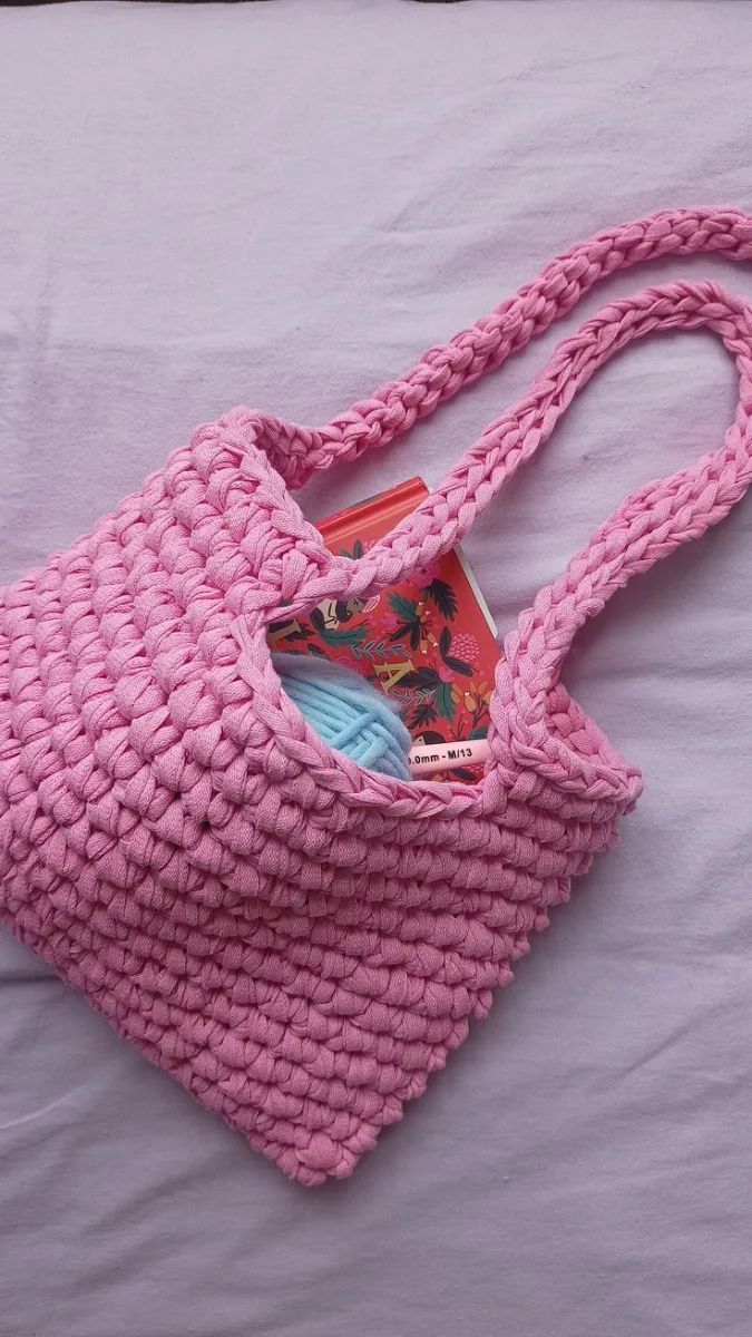 Bolsa Tote em Fio de Malha (imagens ilustrativas)