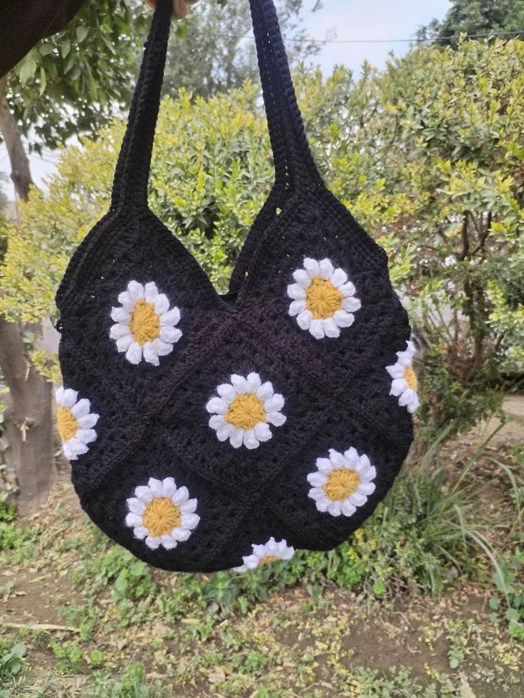 Bolsa em Crochê Margaridas 👜 (imagens ilustrativas)